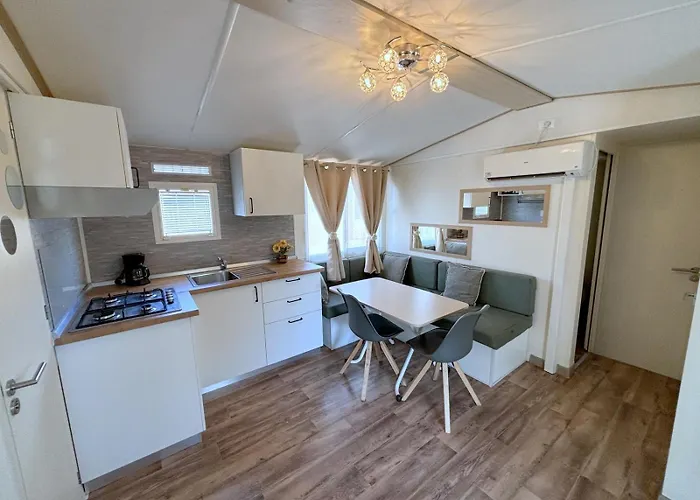 شقة Casa Molina كاستلْنْيوفو ديل غارد